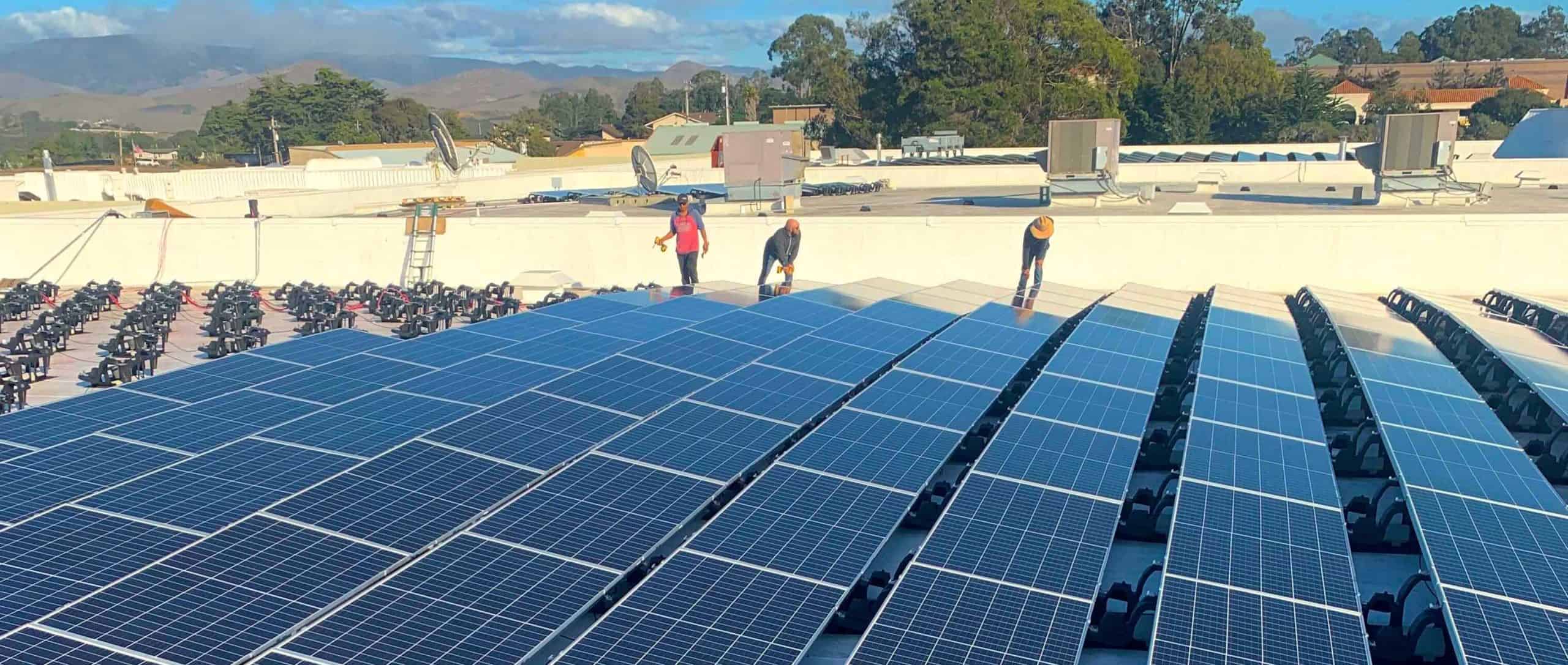 Why Don’t Shopping Centers Have Solar Panels?