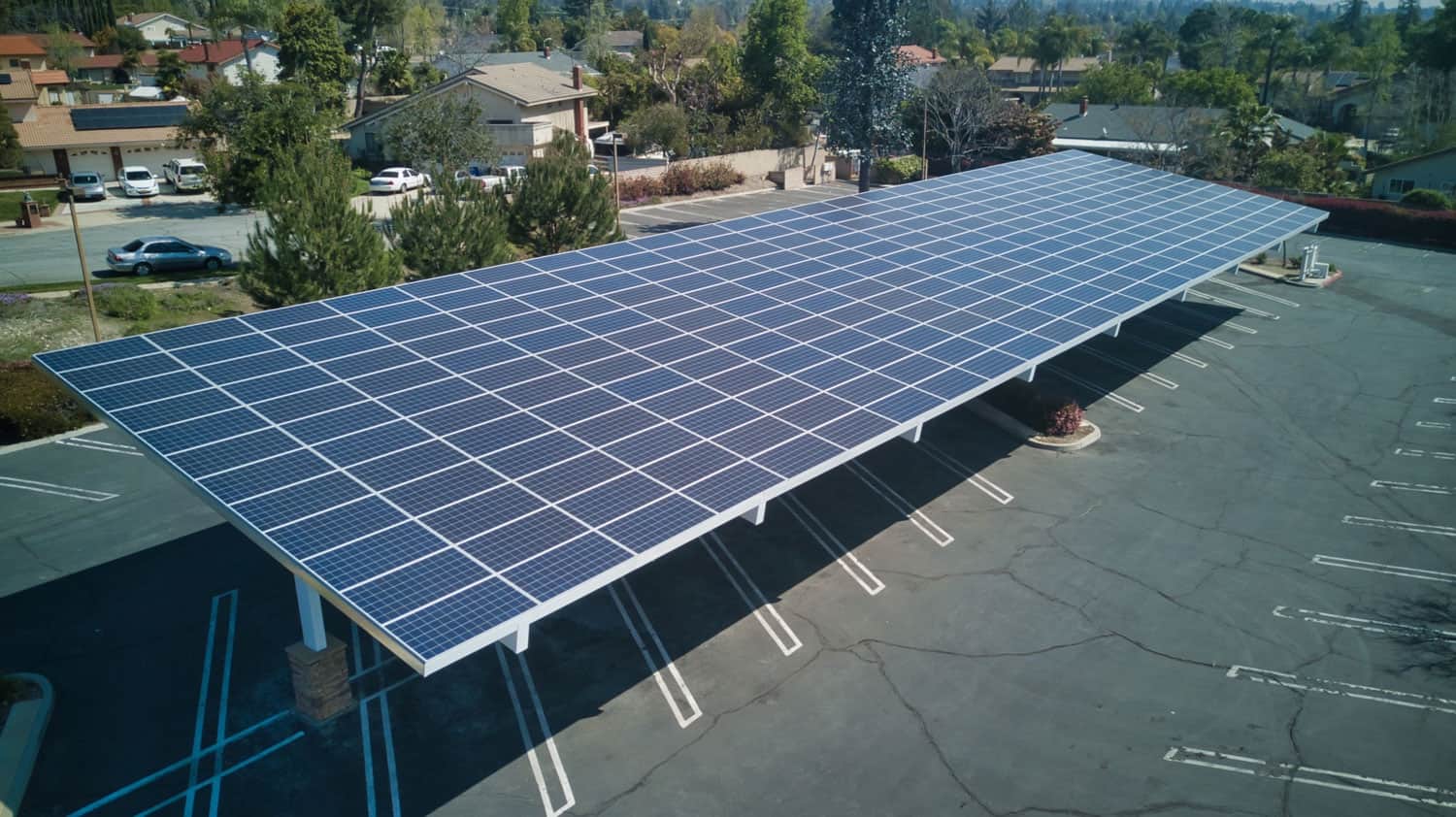 Rooftop vs. Carport: Choosing Where to Mount Solar Panels on a Commercial Property